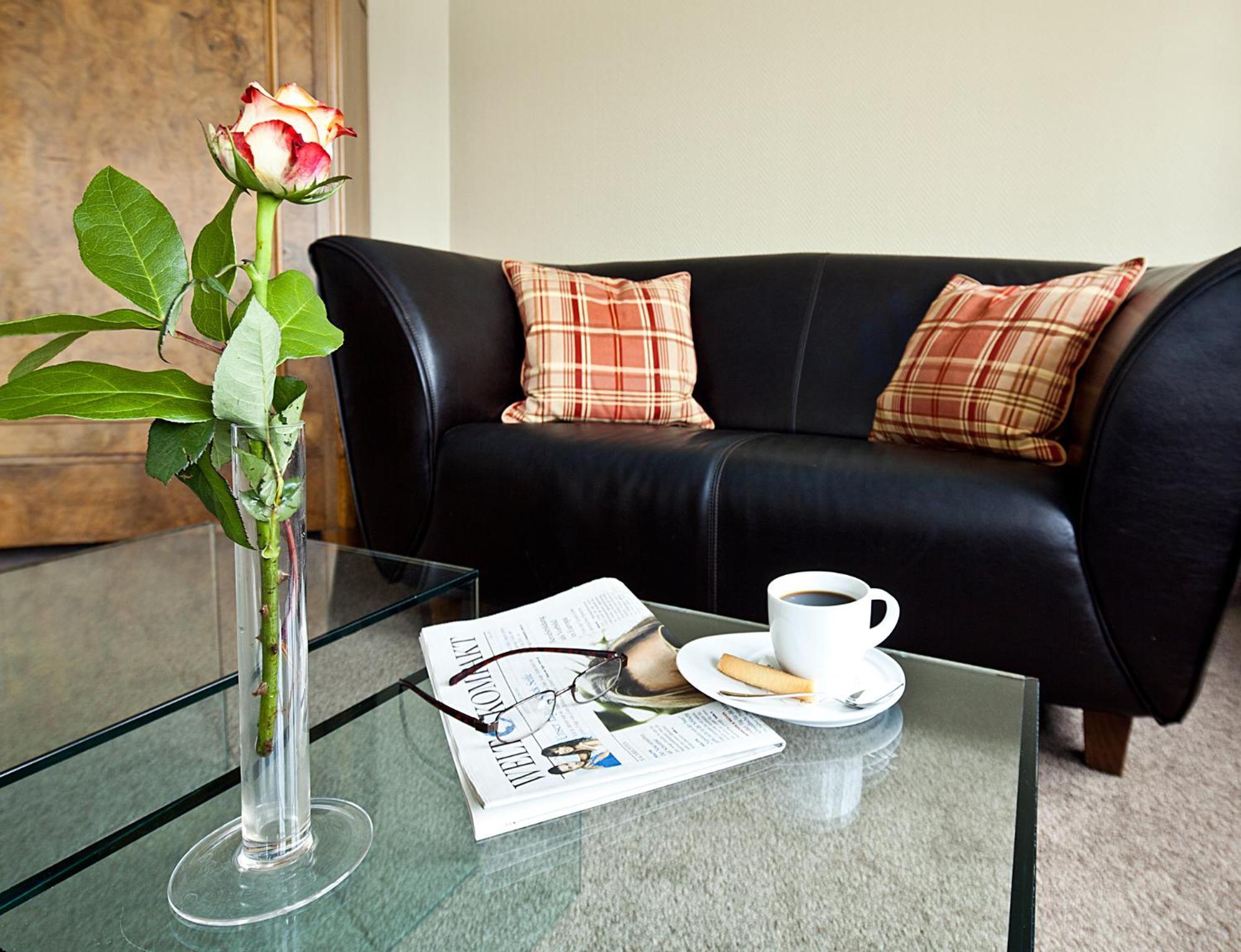 Schnellenburg Otel Düsseldorf Dış mekan fotoğraf