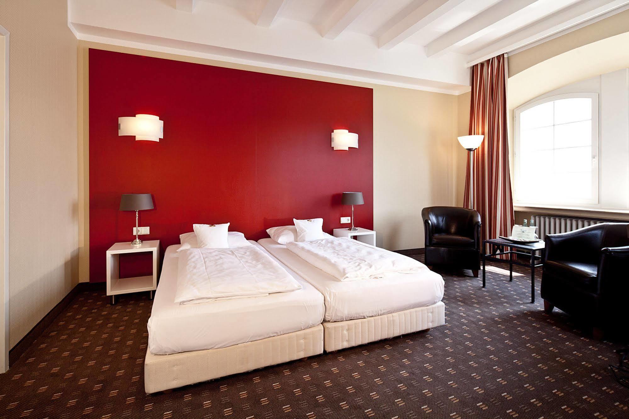 Schnellenburg Otel Düsseldorf Dış mekan fotoğraf