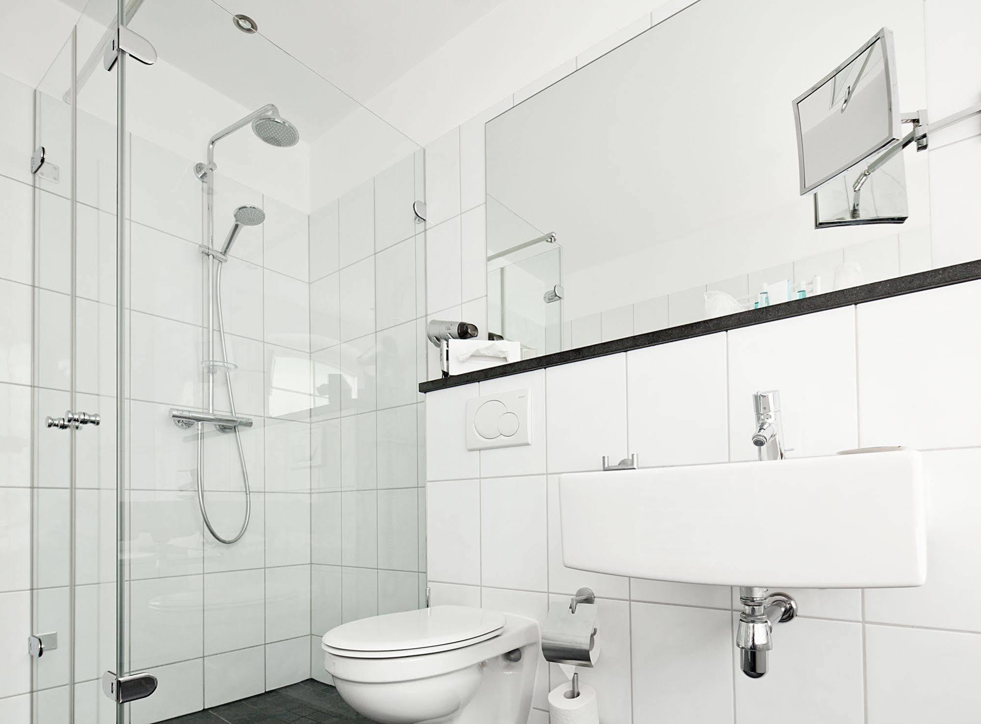 Schnellenburg Otel Düsseldorf Dış mekan fotoğraf