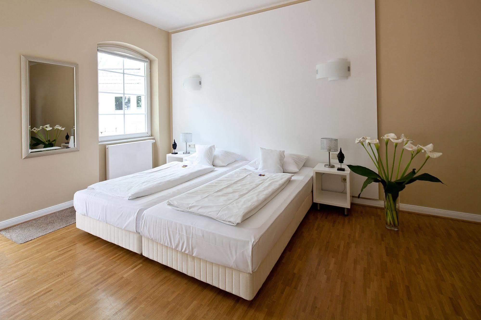 Schnellenburg Otel Düsseldorf Dış mekan fotoğraf